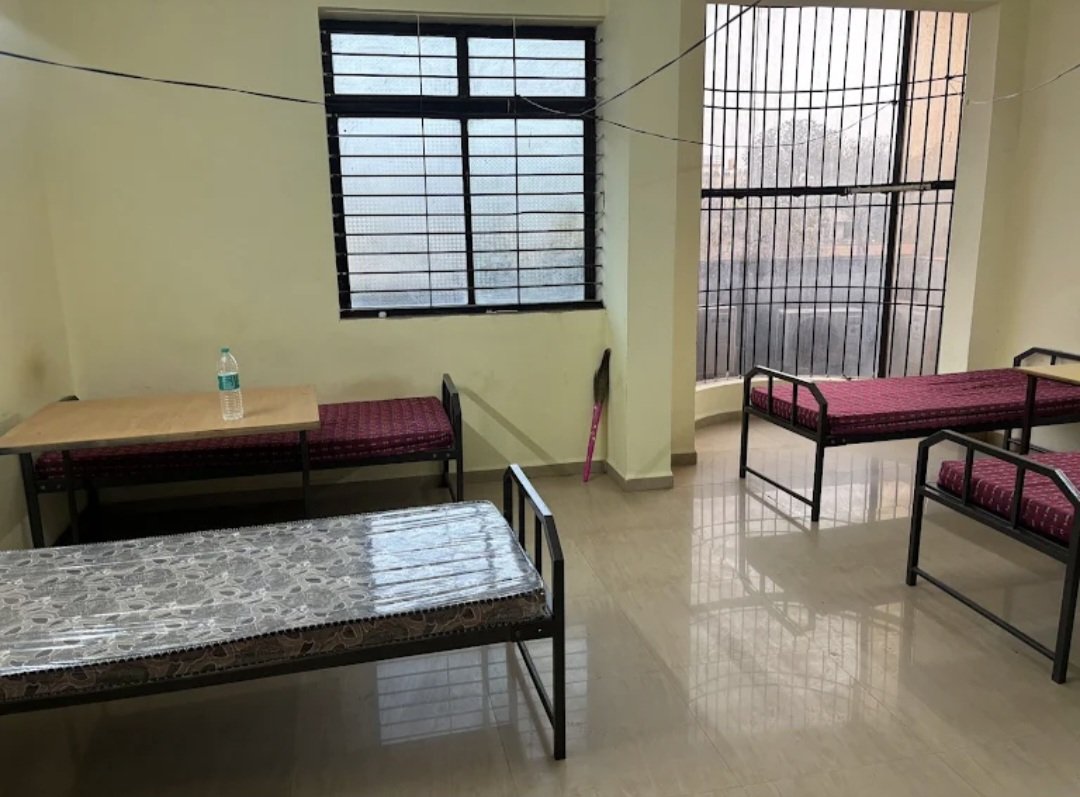 Anupama Boys PG and Hostel - Photo 3