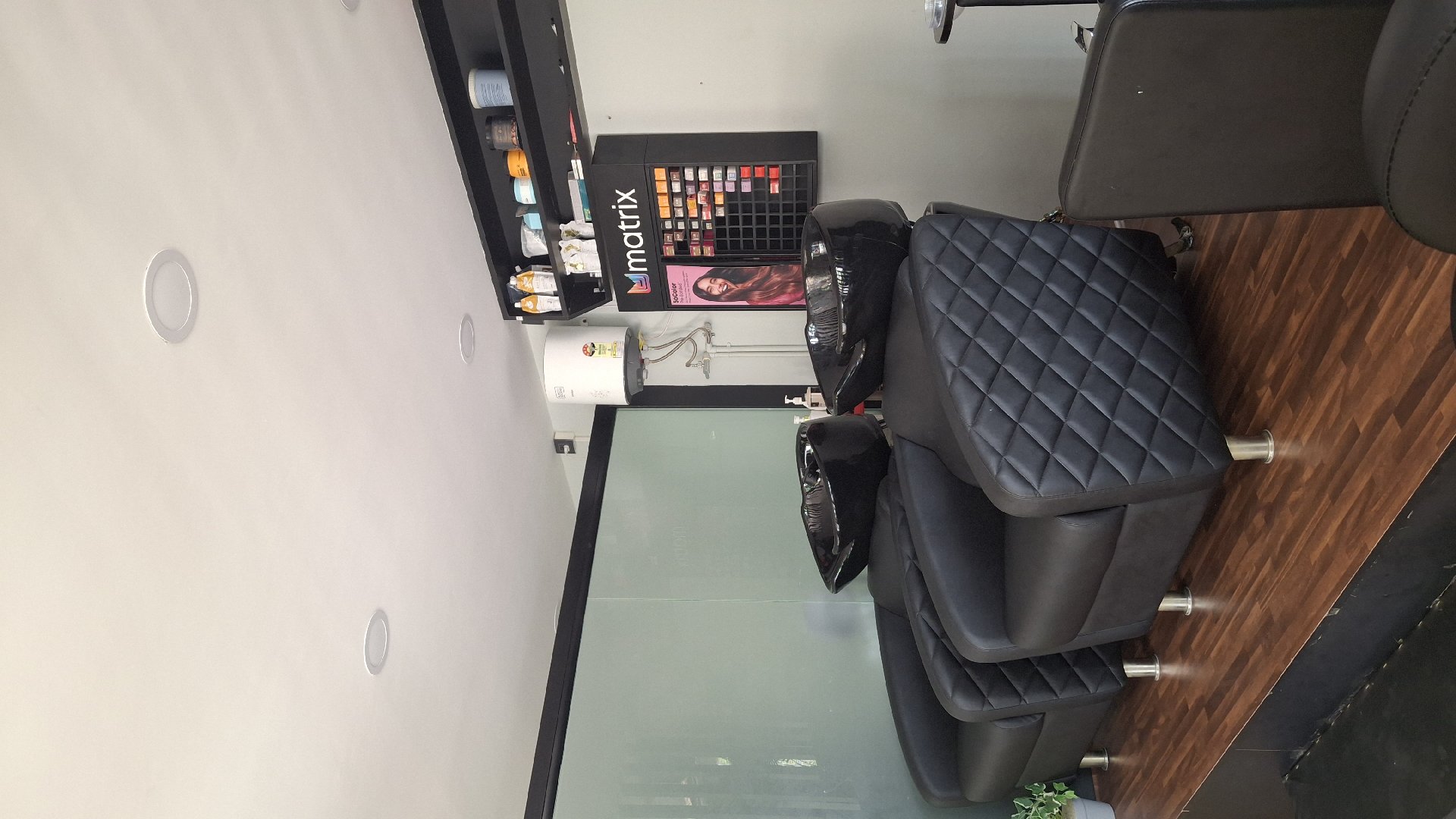 Jazme Hair and Beauty salon - Photo 5