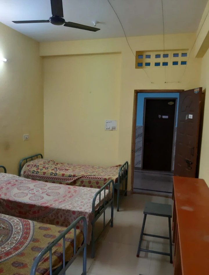 Vidyarthi Nilaya - Photo 3