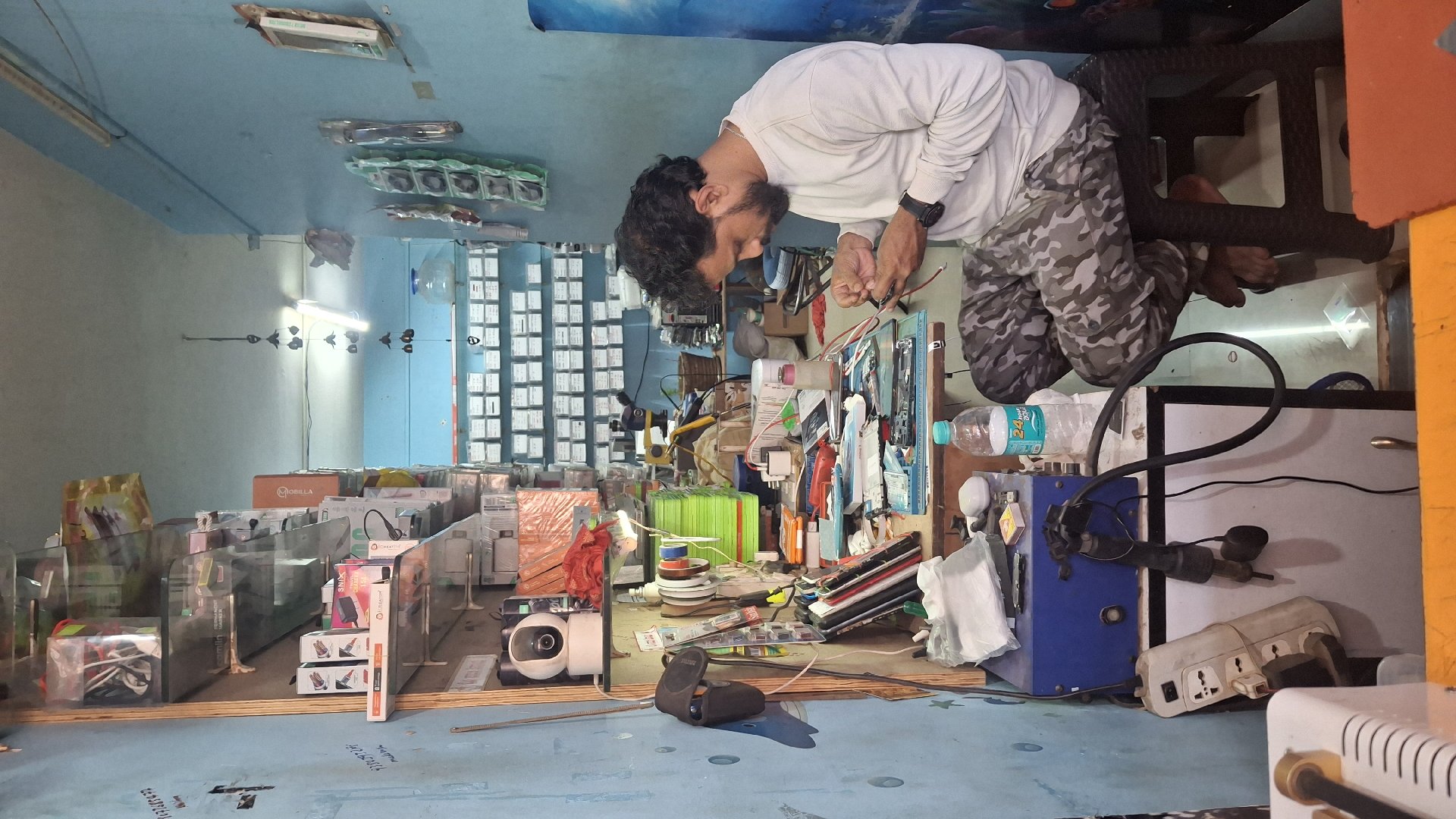 Prakash Mobile shop - Photo 2