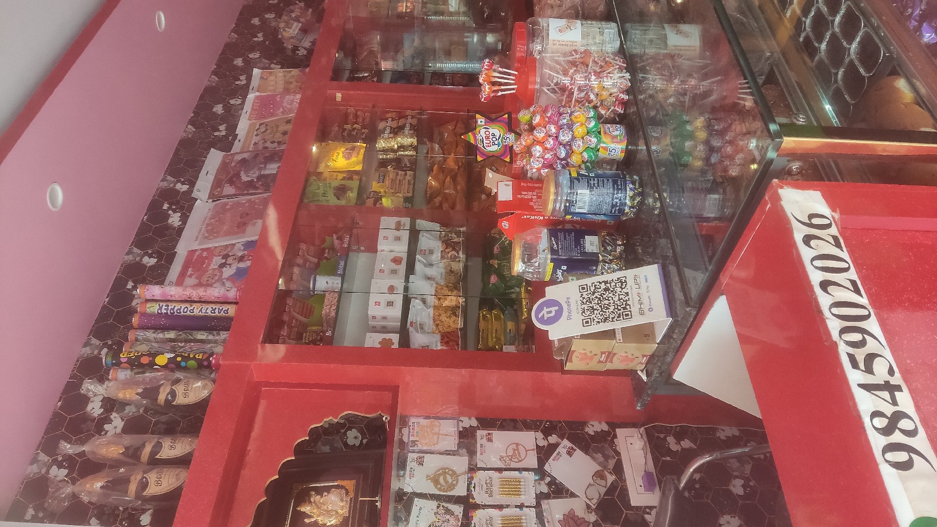 Mani Bakery - Photo 5