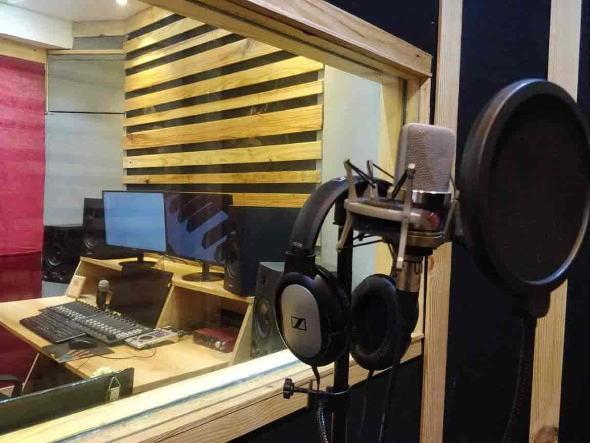 Classic Beats Singing Studio and Events - Photo 3