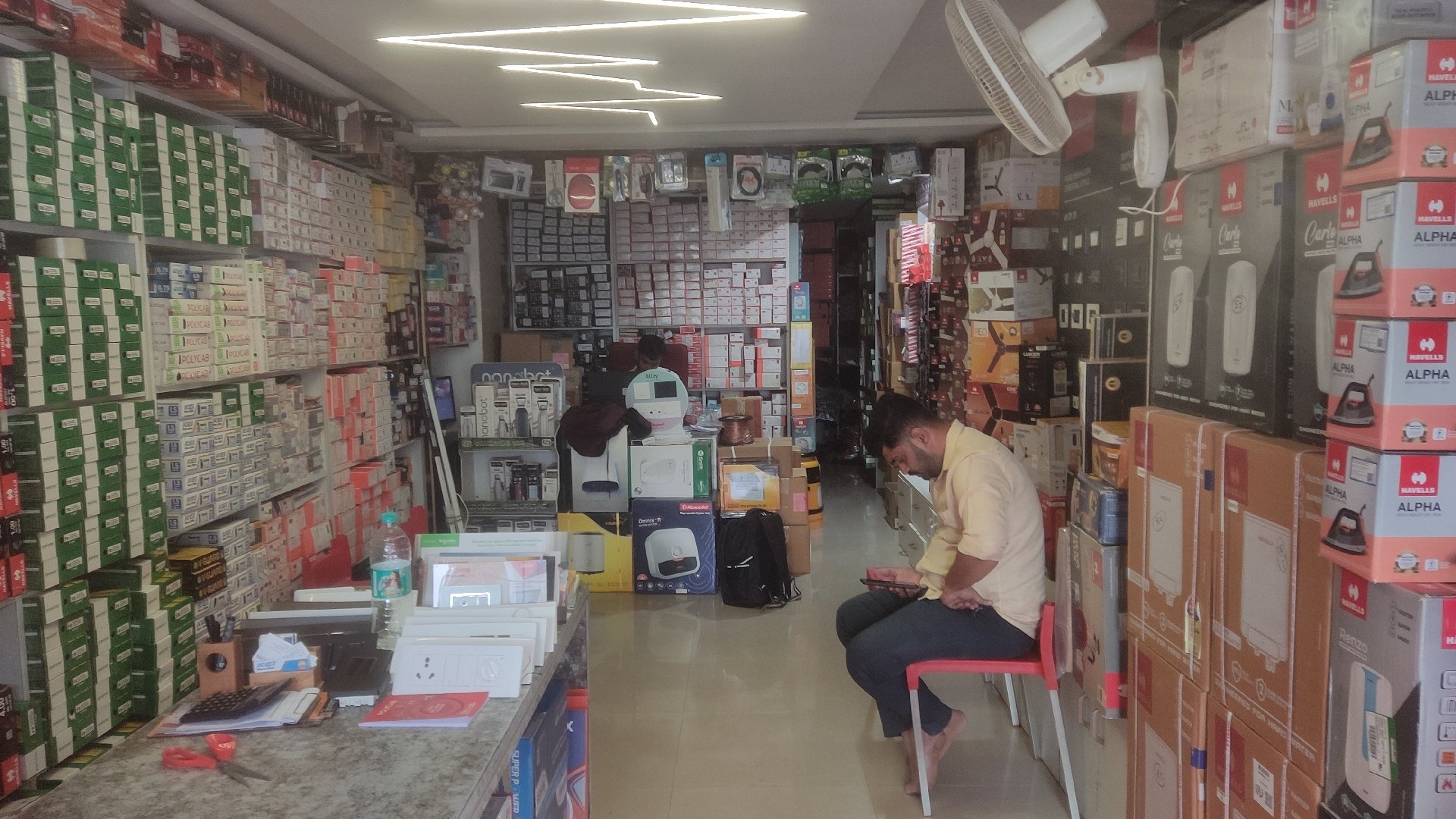 Nankia Electricals - Photo 3