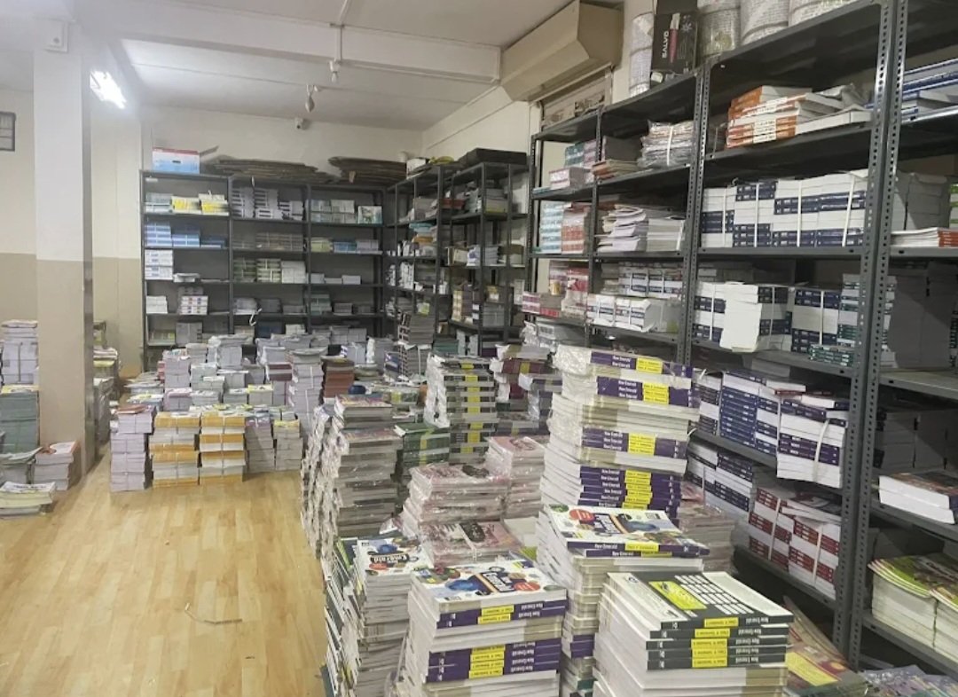 RENUKA AGENCYALL LEADING PUBLISHERS BOOKS - Photo 5