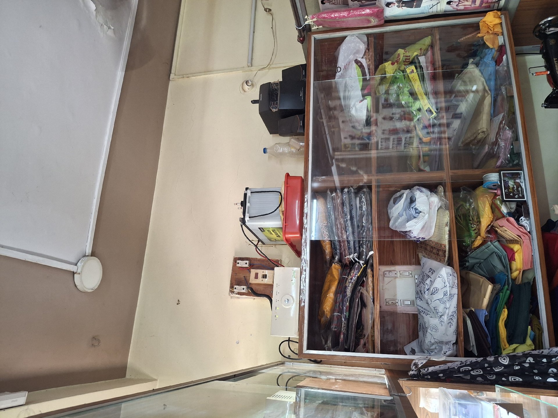 the fountain beauty parlor - Photo 3