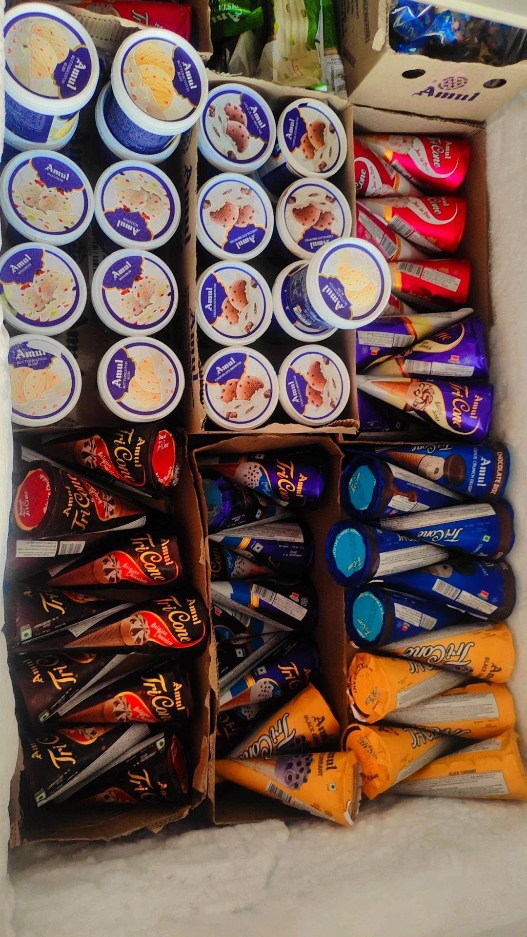 Kesar Ice Cream & Milk Parlour - Photo 2